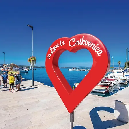 Apartman 2 Bedroom Cozy In Crikvenica