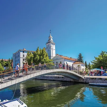 Beautiful Apartment In Crikvenica With Kitchen