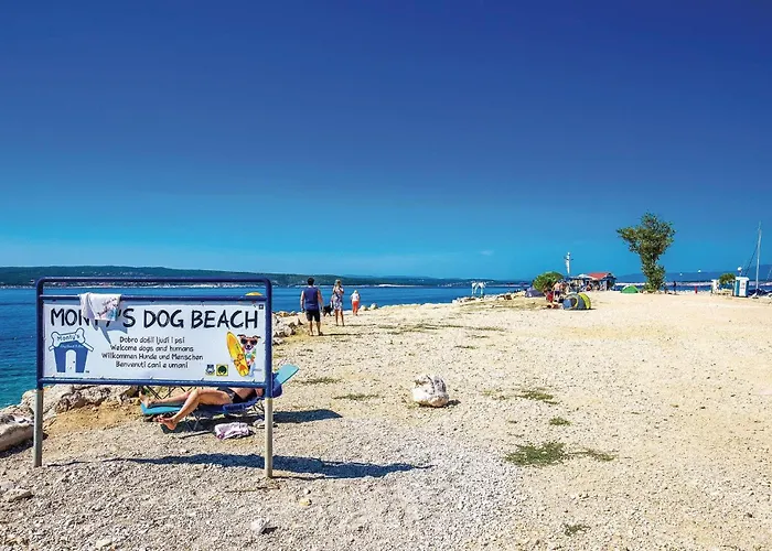 Apartman 2 Bedroom Cozy Apartment In Crikvenica Crikvenica